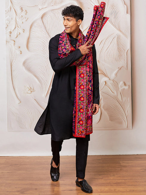 Men's Black Viscose Kurta, Pyjama And Dupatta Set.